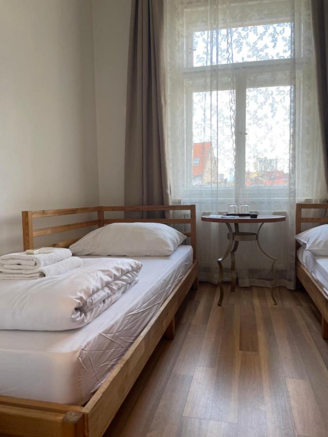 Gallery Hotel Sis Прага Экстерьер фото