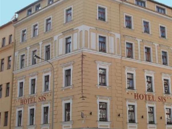 Gallery Hotel Sis Прага Экстерьер фото